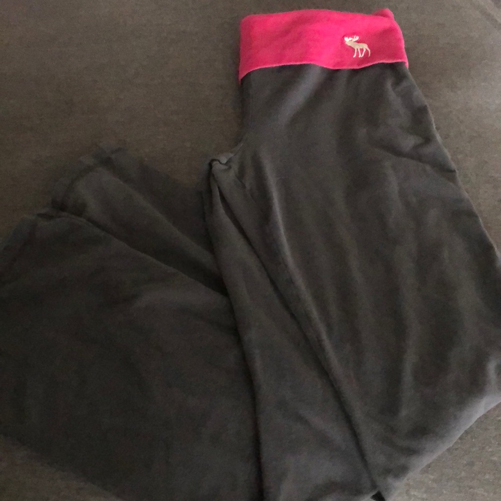 Abercrombie & Fitch sweats